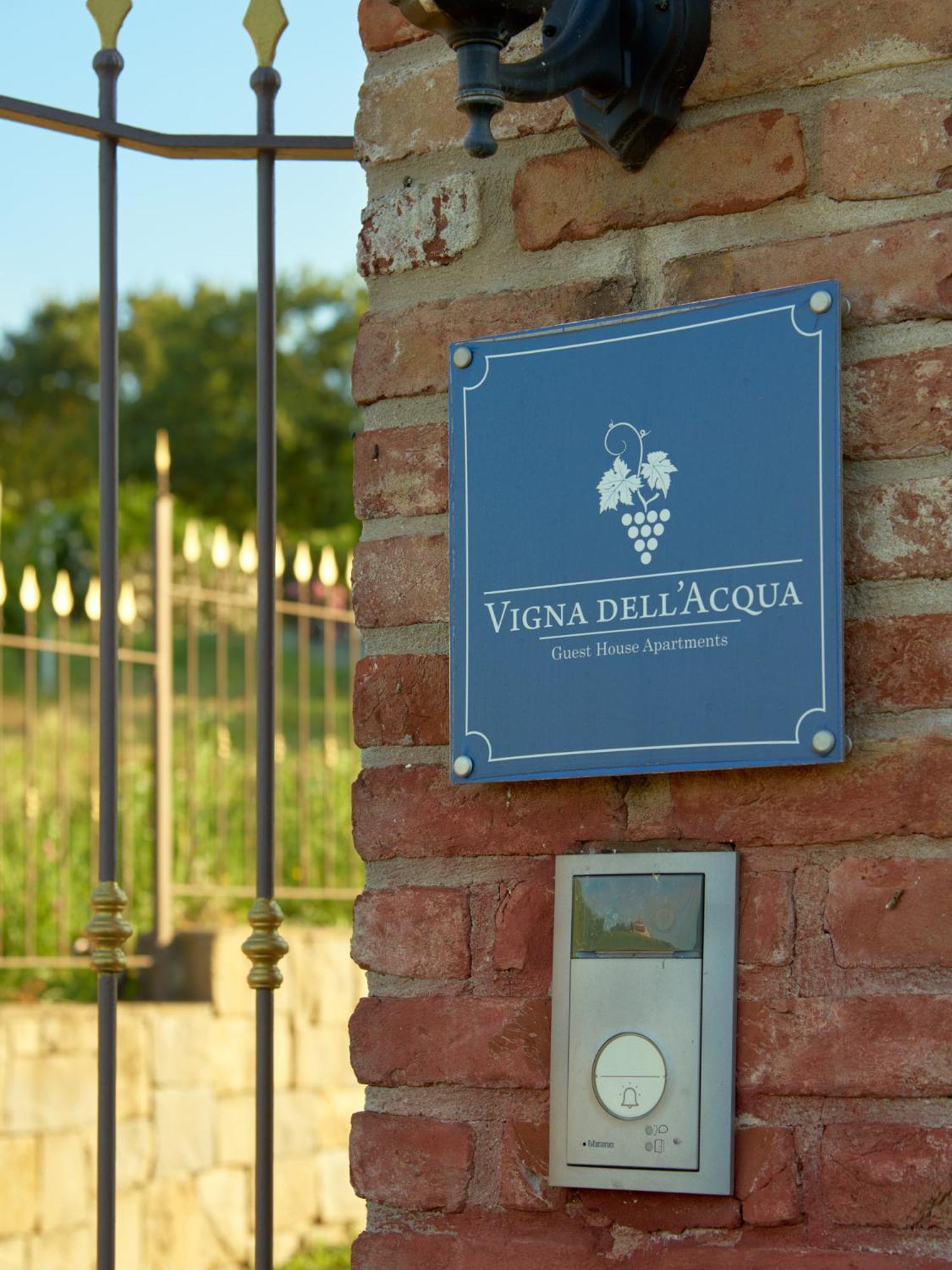Vigna Dell'Acqua Villa Santo Stefano Belbo Luaran gambar