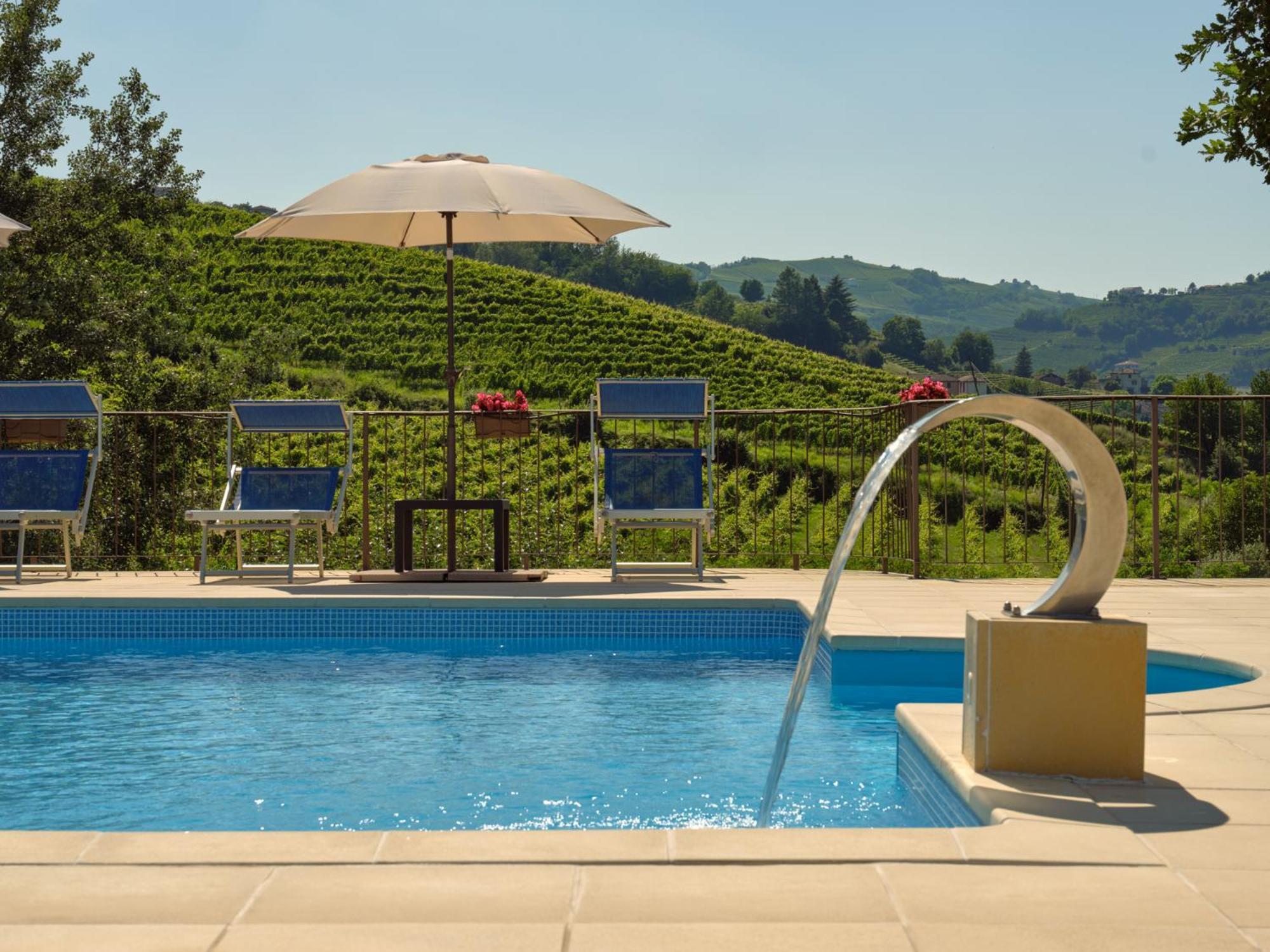Vigna Dell'Acqua Villa Santo Stefano Belbo Luaran gambar