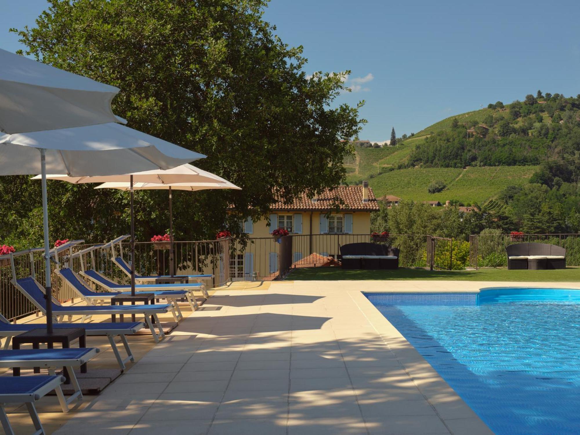 Vigna Dell'Acqua Villa Santo Stefano Belbo Luaran gambar