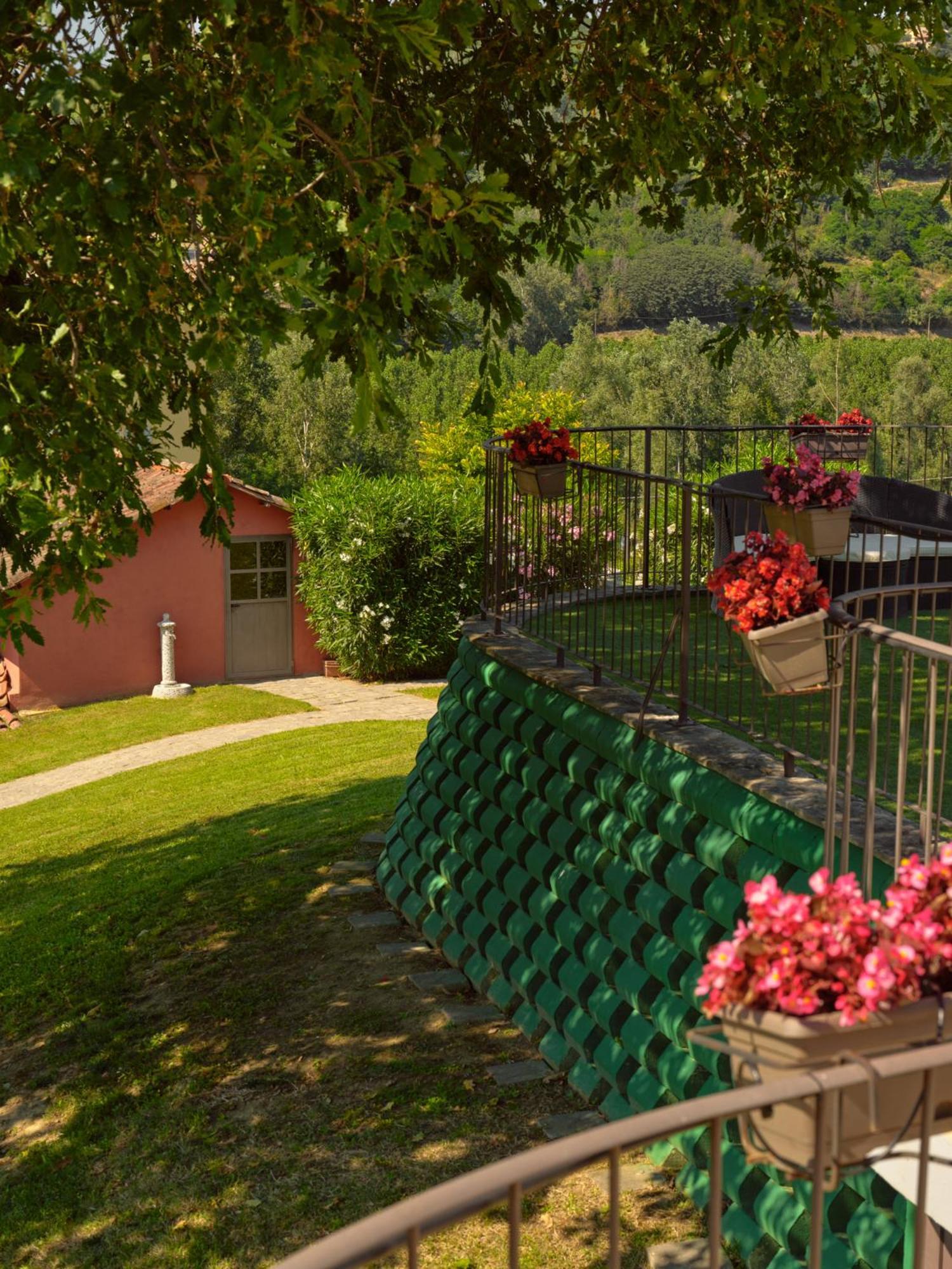 Vigna Dell'Acqua Villa Santo Stefano Belbo Luaran gambar